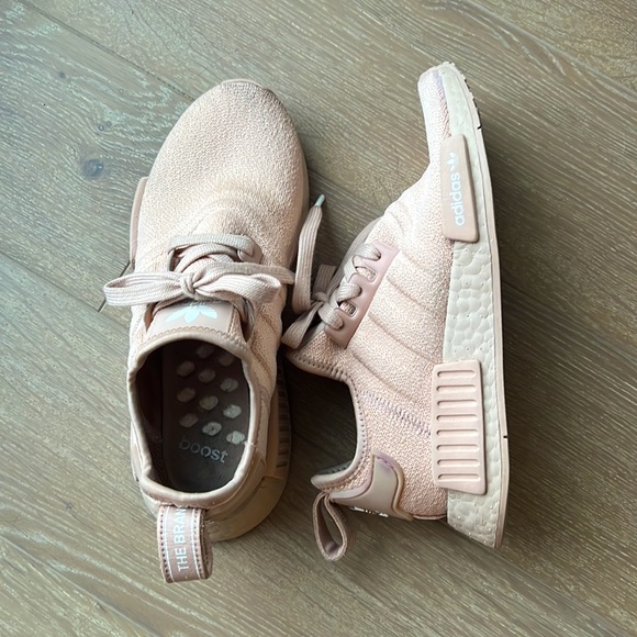 Adidas Originals NMD R1 ash pearl, Size US 6.5 - Picture 4 of 7